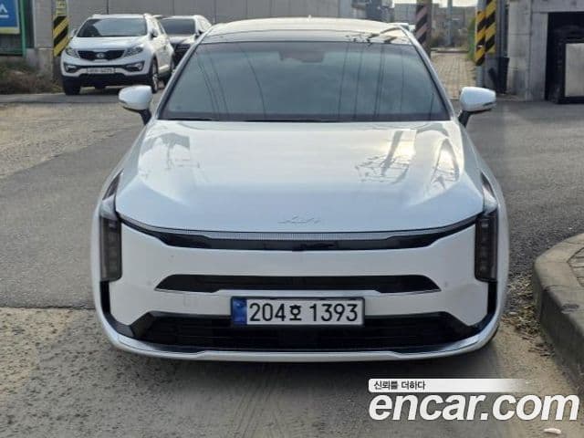 Kia The / новый New K8 гибрид Noblesse, 2025 1