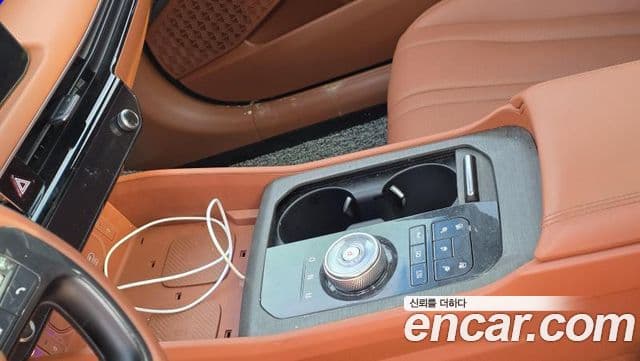 Kia The / новый New K8 гибрид Noblesse, 2025 11