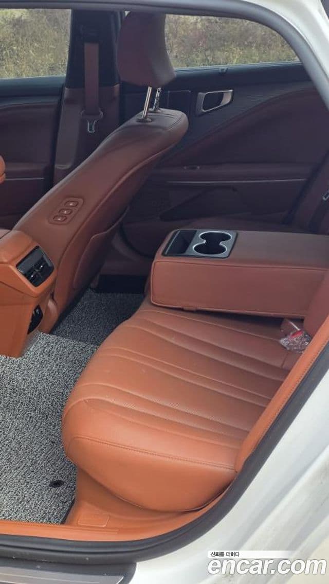 Kia The / новый New K8 гибрид Noblesse, 2025 15