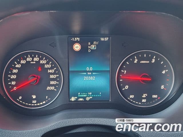 Mercedes-Benz 스프린터 W907, 2022 8