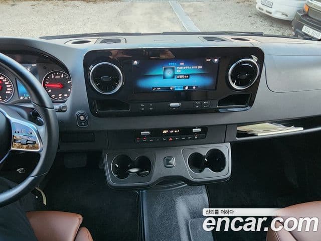 Mercedes-Benz 스프린터 W907, 2022 17