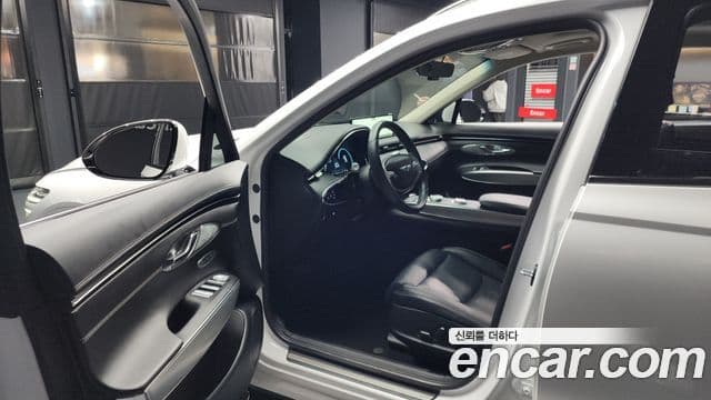 Genesis GV70, 2021 10