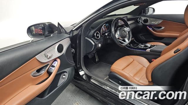 Mercedes-Benz C-класс W205 C200 купе, 2020 11