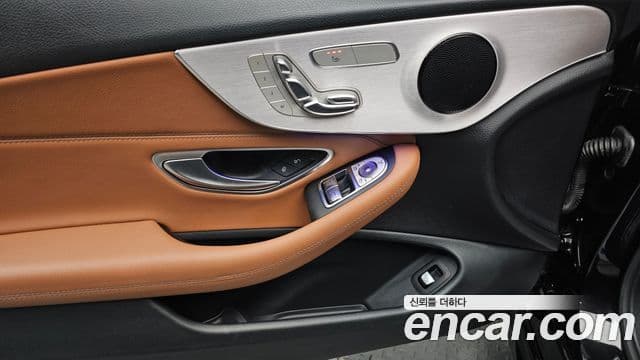 Mercedes-Benz C-класс W205 C200 купе, 2020 18