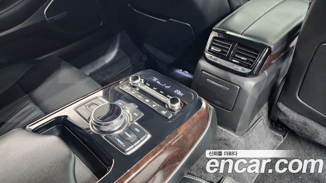 Genesis EQ900 Luxury, 2018 19