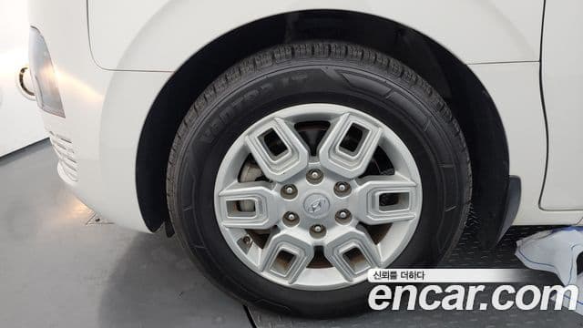 Hyundai Staria Modern, 2022 все фото