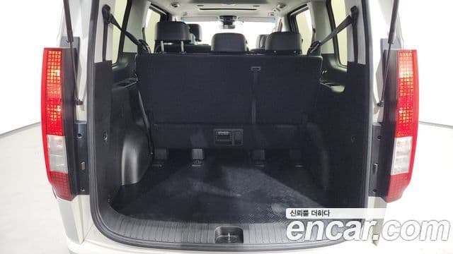 Hyundai Staria Modern, 2022 20