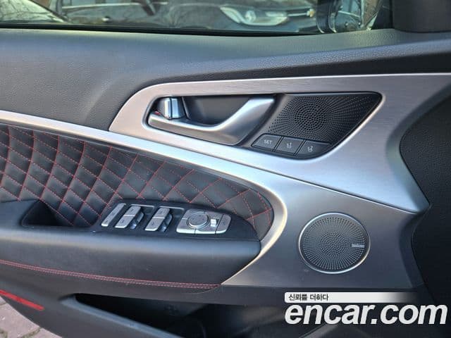 Genesis G70 Sport пакет, 2018 9