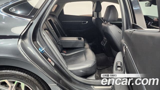 Hyundai Sonata (DN8) Premium Family, 2021 12