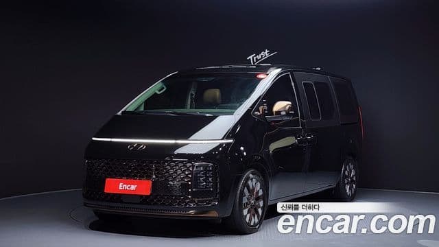 Hyundai Staria Inspiration, 2023 1