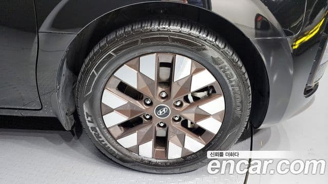 Hyundai Staria Inspiration, 2023 все фото