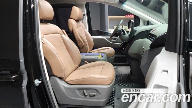 Hyundai Staria Inspiration, 2023 11