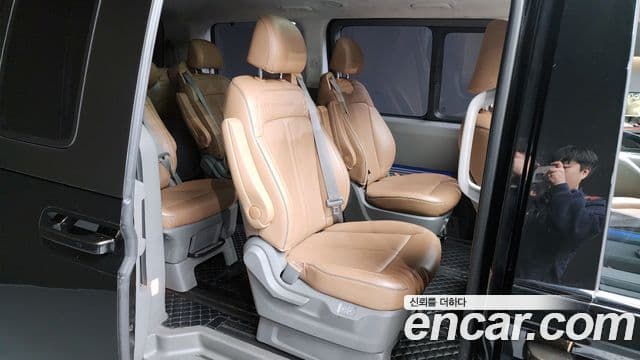 Hyundai Staria Inspiration, 2023 12