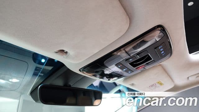 Hyundai Staria Inspiration, 2023 18