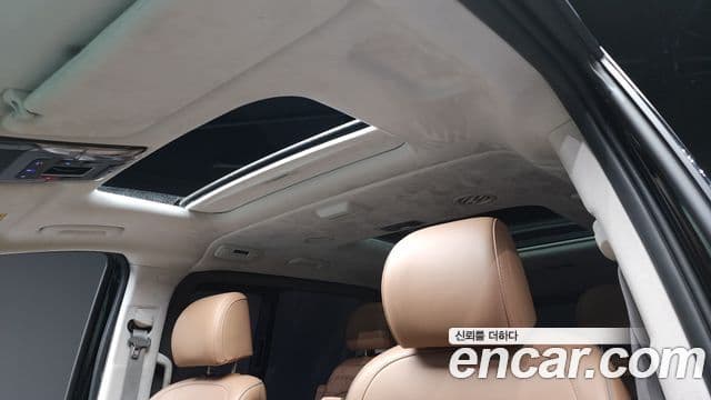 Hyundai Staria Inspiration, 2023 19