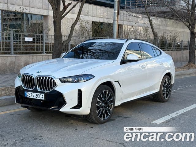 BMW X6 (G06) xDrive40i M Sport, 2025 1