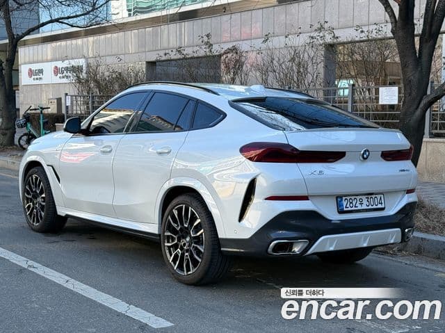 BMW X6 (G06) xDrive40i M Sport, 2025 3