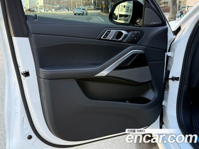 BMW X6 (G06) xDrive40i M Sport, 2025 7