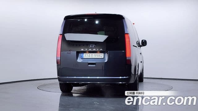 Hyundai Staria Prestige, 2025 13