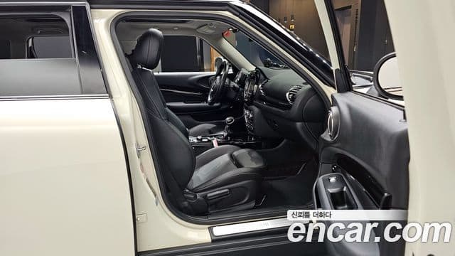 Mini Cooper 클럽맨 2세대, 2016 11