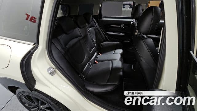 Mini Cooper 클럽맨 2세대, 2016 12