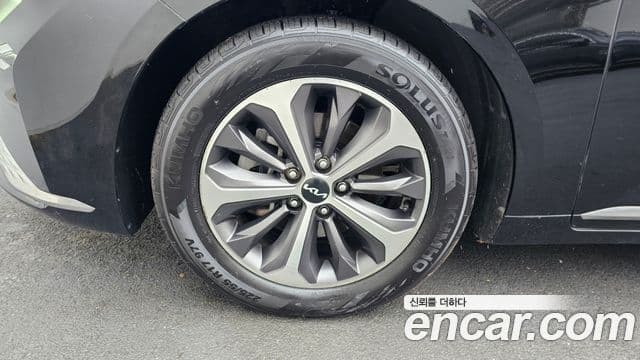 Kia K8 гибрид Noblesse, 2022 все фото