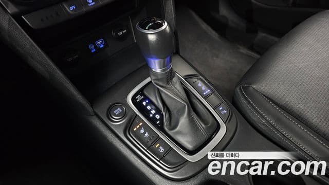 Hyundai Kona Modern Art, 2018 9