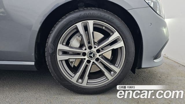 Mercedes-Benz E-класс W213 Avantgarde, 2021 все фото