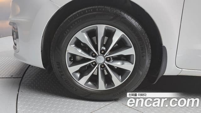 Kia All New Carnival Luxury, 2016 все фото