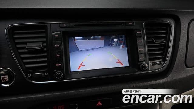 Kia All New Carnival Luxury, 2016 16