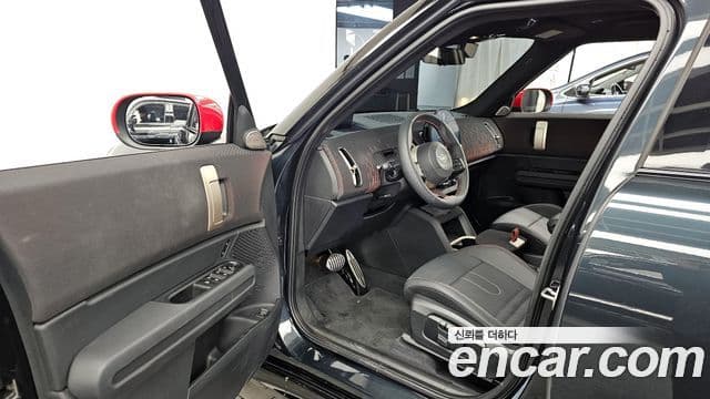 Mini Cooper S Countryman 3세대 ALL4 JCW first Edition, 2025 10