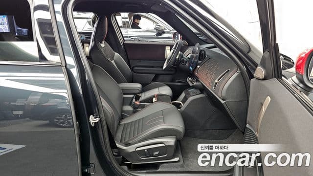 Mini Cooper S Countryman 3세대 ALL4 JCW first Edition, 2025 11