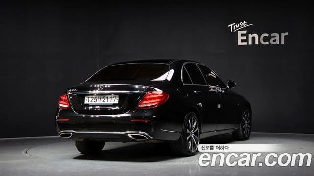 Mercedes-Benz E-класс W213 Exclusive, 2019 2