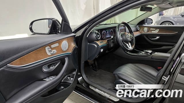 Mercedes-Benz E-класс W213 Exclusive, 2019 10