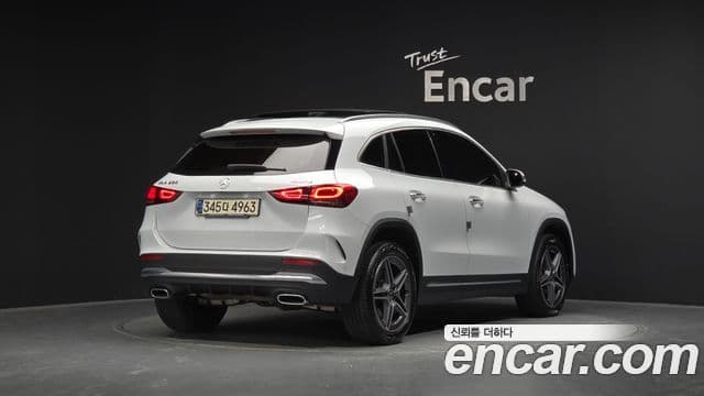 Mercedes-Benz GLA-класс H247 GLA250 4MATIC, 2021 2