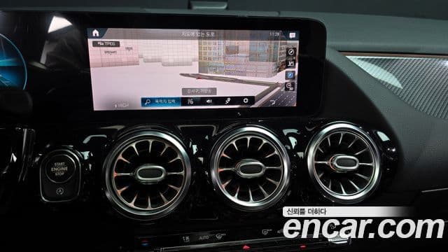 Mercedes-Benz GLA-класс H247 GLA250 4MATIC, 2021 14