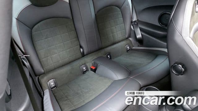 Mini Cooper S 3세대, 2022 12