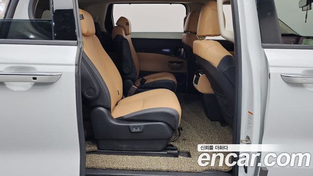 Kia Carnival 4세대 Signature, 2023 12