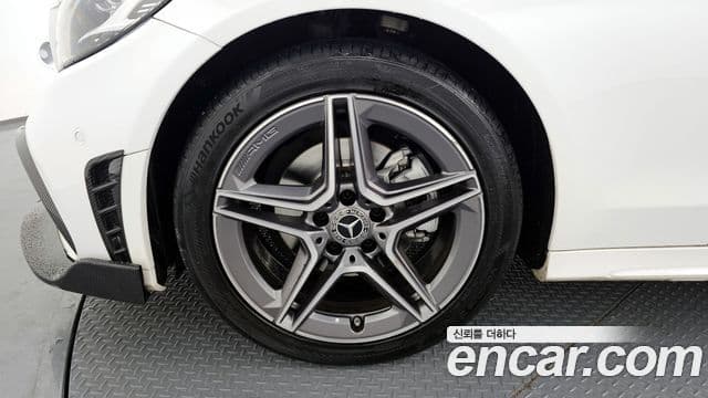 Mercedes-Benz C-класс W205 AMG Line, 2021 все фото