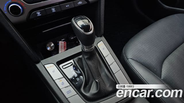 Hyundai Avante AD Special, 2016 9