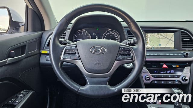 Hyundai Avante AD Special, 2016 13