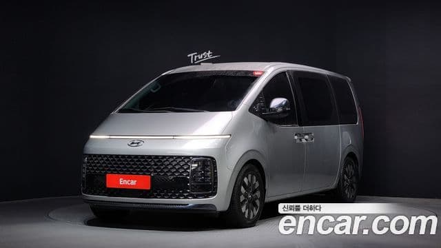 Hyundai Staria Prestige, 2022 1