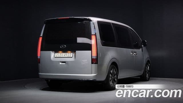 Hyundai Staria Prestige, 2022 2