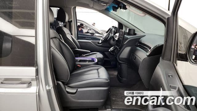 Hyundai Staria Prestige, 2022 11