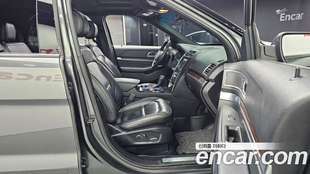 Ford Explorer 5세대, 2017 11
