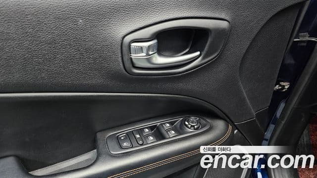 Jeep Compass 2세대 2.4 Limited AWD, 2019 16