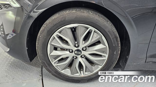 Kia K5 гибрид 3세대 Prestige, 2021 все фото