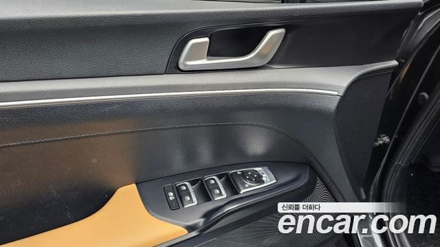 Kia K5 гибрид 3세대 Prestige, 2021 16