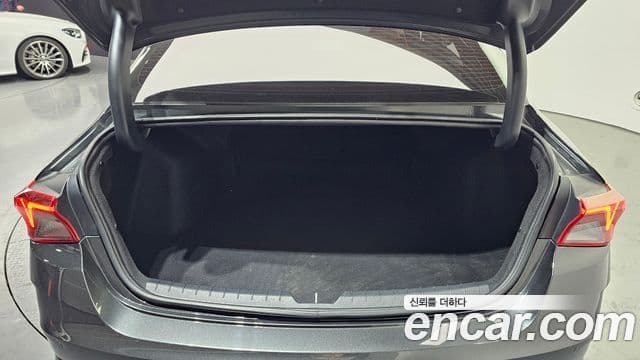 Kia K5 гибрид 3세대 Prestige, 2021 20