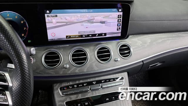 Mercedes-Benz E-класс W213 AMG Line, 2023 14